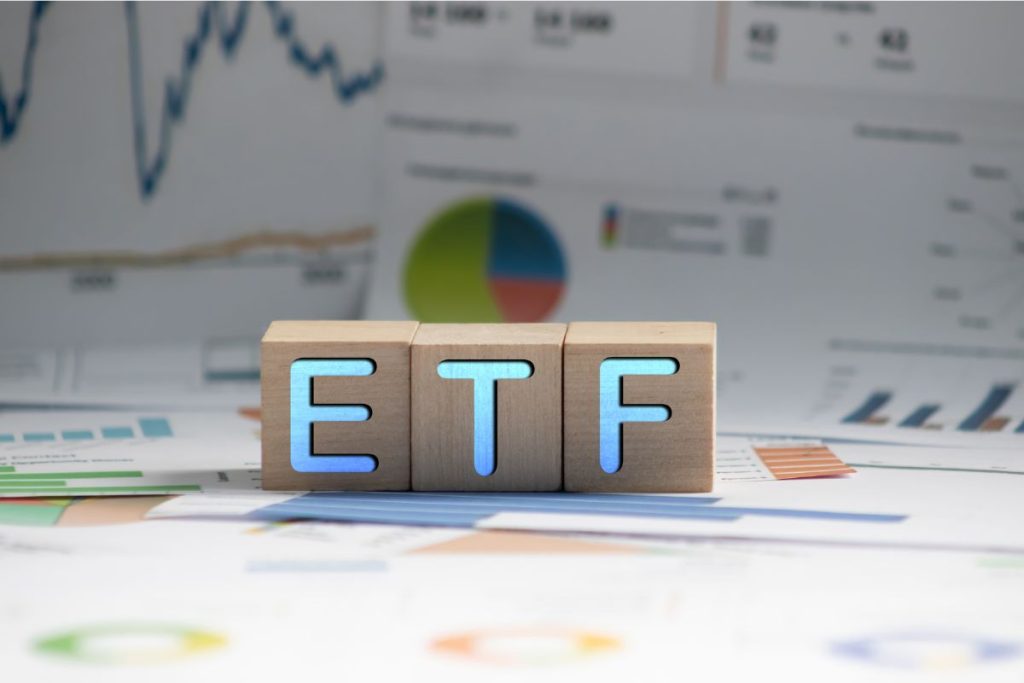 ¿Qué es un fondo cotizado (ETF)?